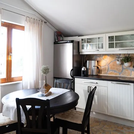Vi La Mare With Heated Pool