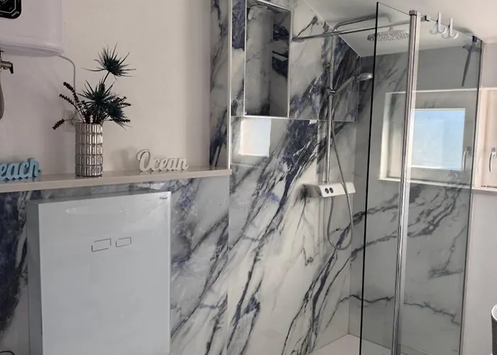 Vi La Mare - Mediterranes Apartment-feeling Mit Poolgenuss Апартаменты *