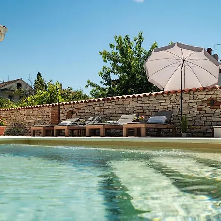아파트 Vi La Mare With Heated Pool *